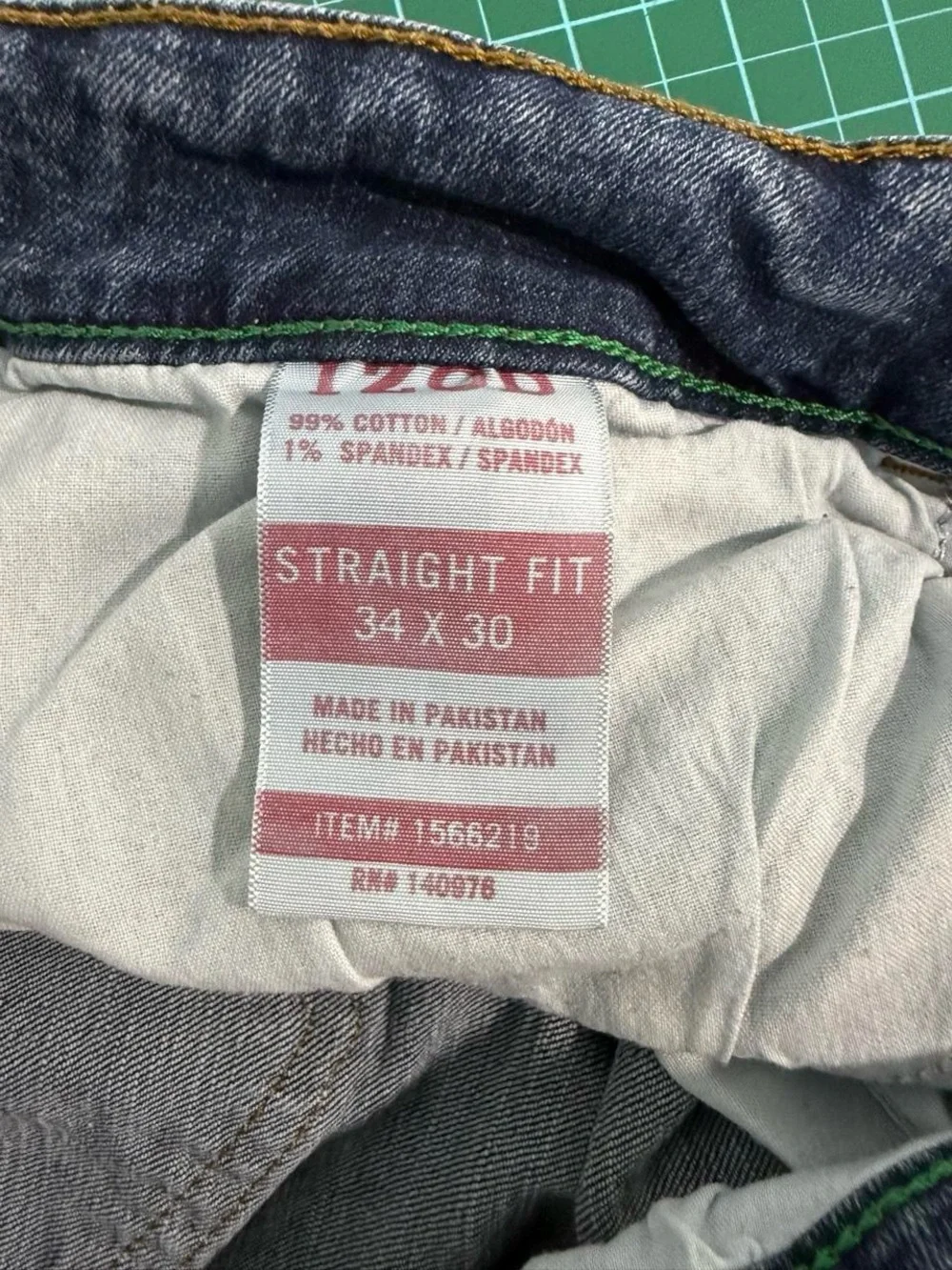Izod Classic Straight Fit Men's Jeans in Mid Blue